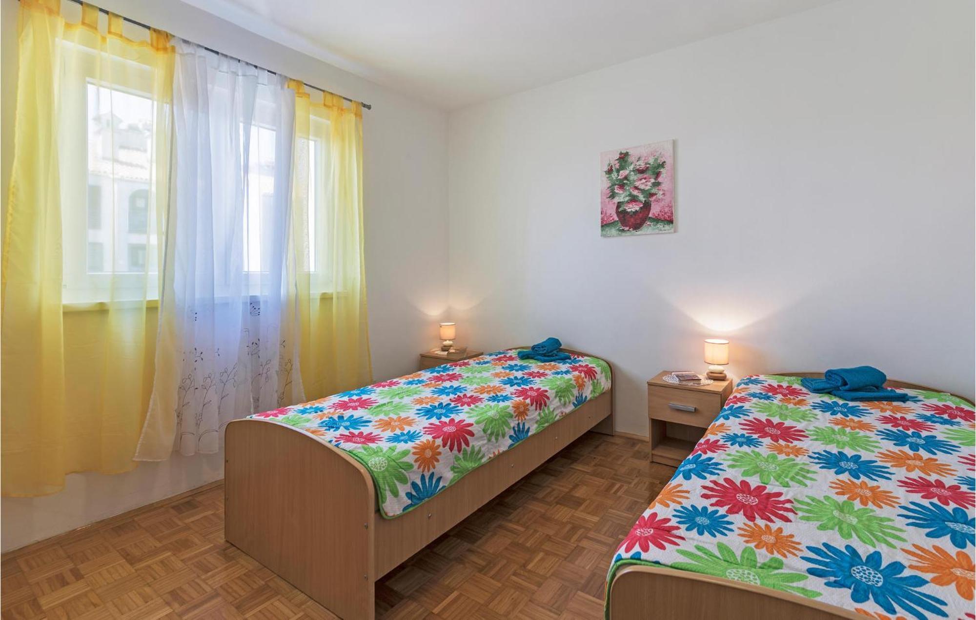 Gorgeous Apartment In Pula With House Sea View Bagian luar foto