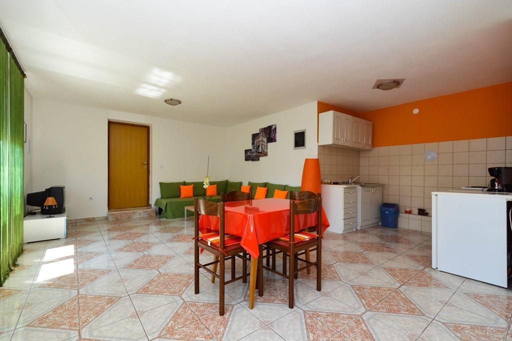 Gorgeous Apartment In Pula With House Sea View Ruang foto