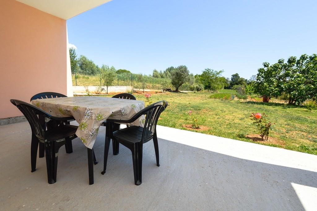 Gorgeous Apartment In Pula With House Sea View Ruang foto