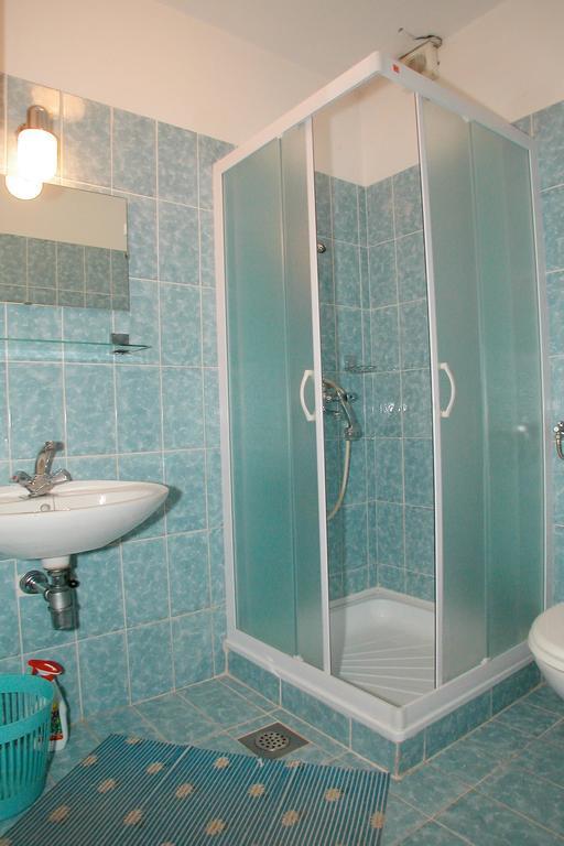 Gorgeous Apartment In Pula With House Sea View Bagian luar foto